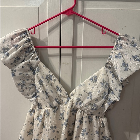 NWT Jessica Simpson Floral Dress - Picture 2 of 5